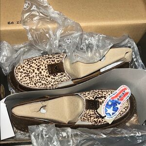 Ariat Cruiser Women’s Vintage Bomber / Cheetah